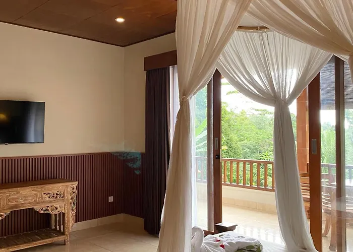 Widi's House With Jungle Lush View ウブド