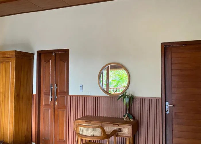 アパート Widi's House With Jungle Lush View