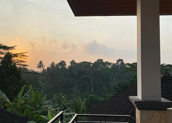 Widi's House With Jungle Lush View *